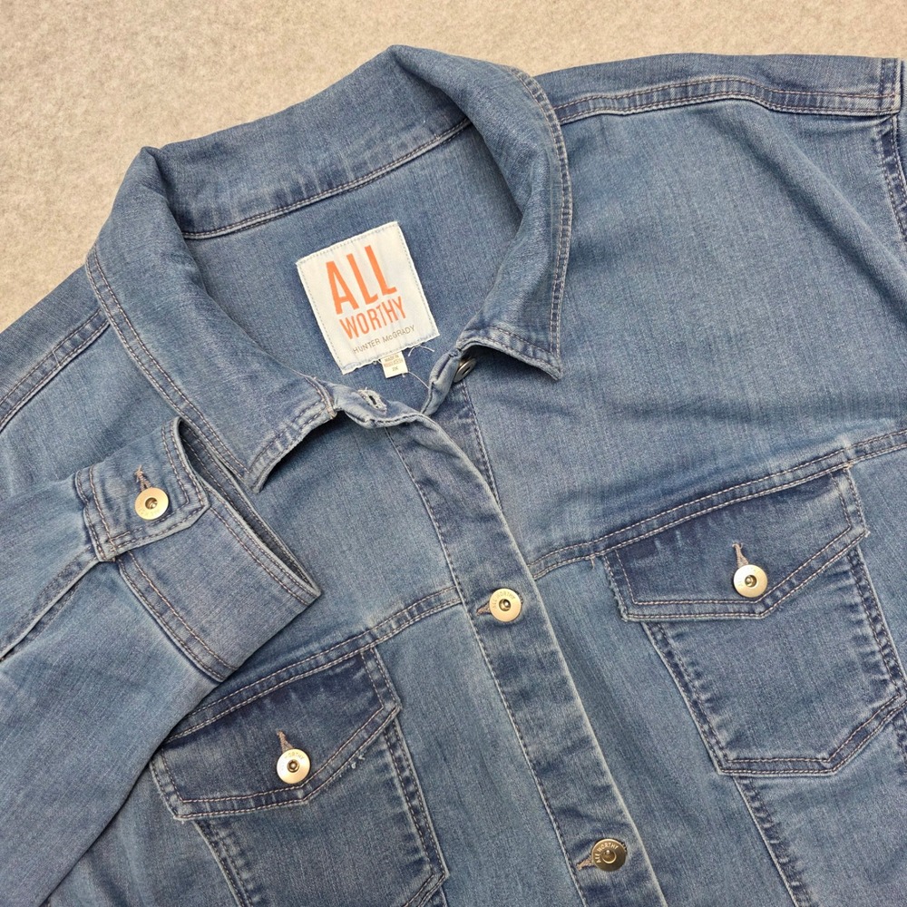 ALL WORTHY Hunter McGrady Light Wash Denim Jean Jacket Plus Size 2X Button Front